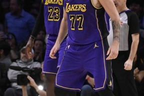 YABO-湖人带队取胜！，Ning重要时刻反败为胜全场沸腾不已的简单介绍