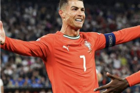 YABO-C罗回归赛场，战术调整首场状态亮眼，德国队观众沸腾！的简单介绍